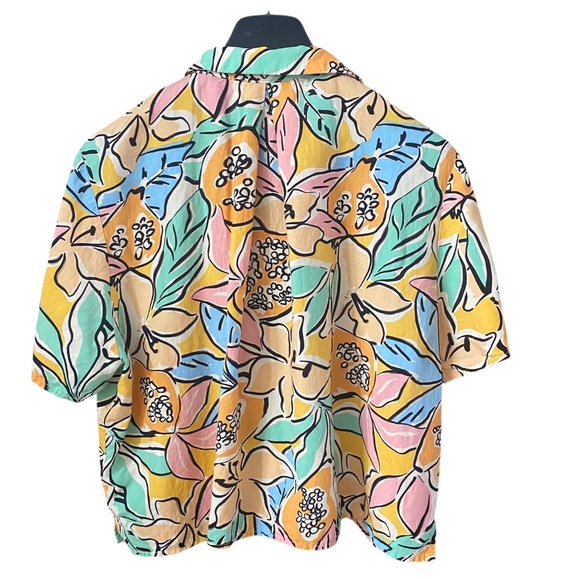 ASTR The Label Tropical Cropped Linen Blend Top with Buttons Size M - Picture 3 of 14